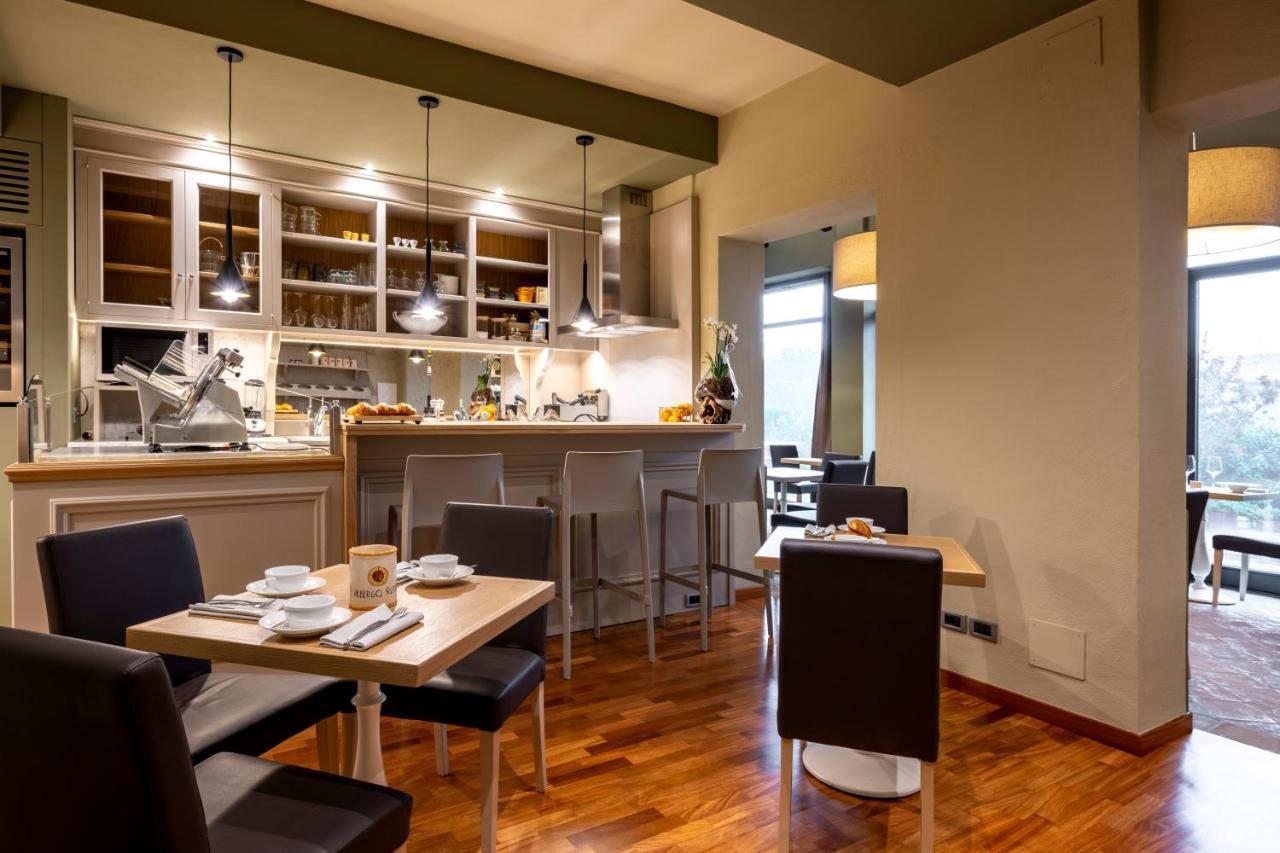 פיינצה Hotel Rutiliano מראה חיצוני תמונה