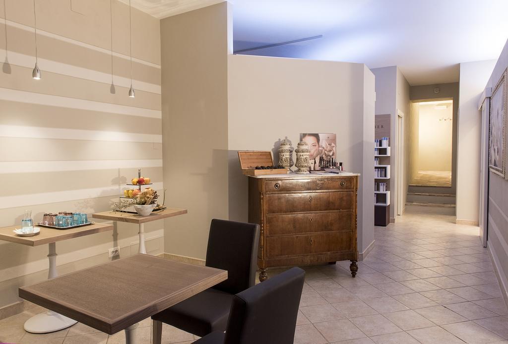 פיינצה Hotel Rutiliano מראה חיצוני תמונה